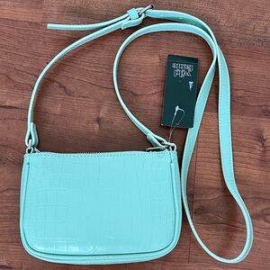 NWT Mint Green Crocodile Small Purse Crossbody